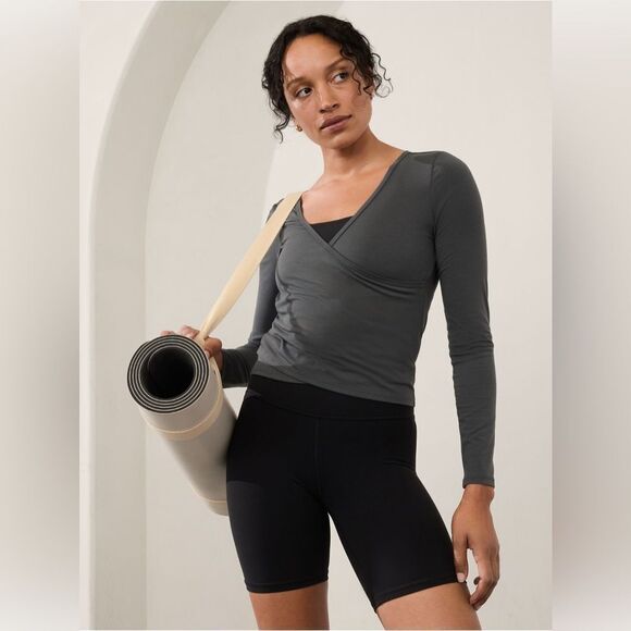 Athleta Fast Track With Ease Rib Reversible Wrap Top NEW Blank Sand Medium - Picture 1 of 14